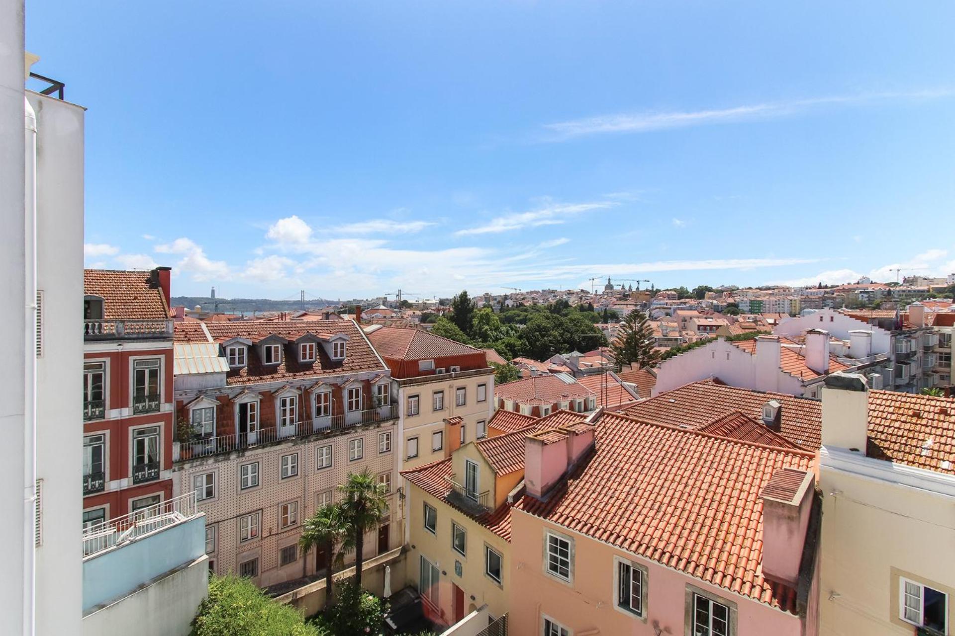 Principe Real Deluxe By Homing Apartment Lisbon Exterior photo